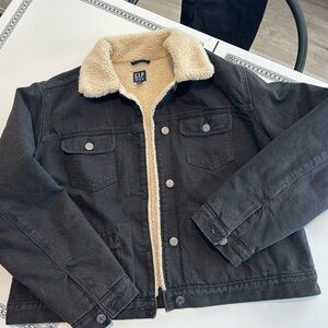 GAP black denim jacket with Sherpa lining unisex